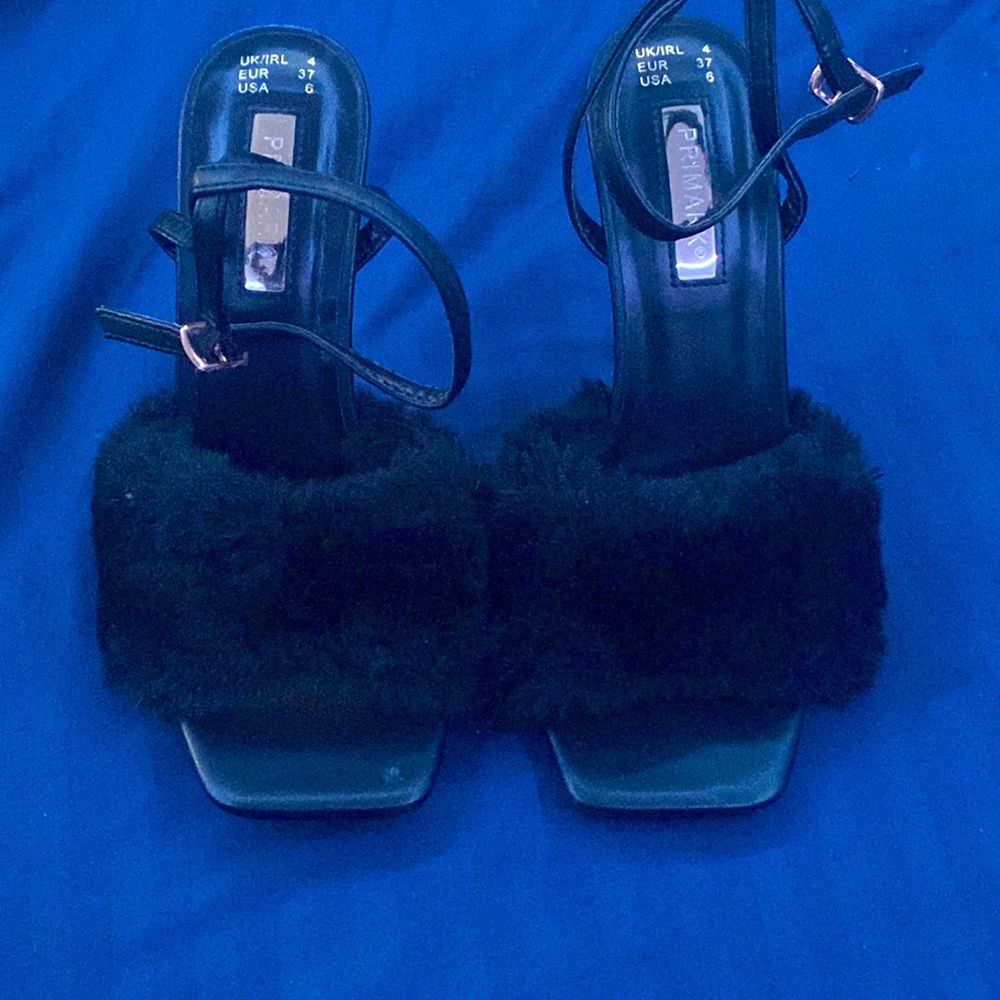 All black high heels size 6 never used